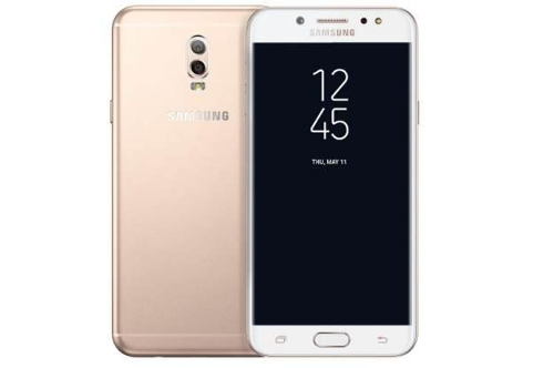 Smartfon Samsung Galaxy J7+